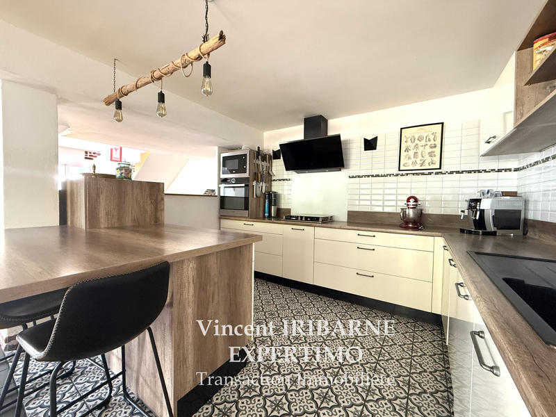 Maison - 170 m² - 6 pièces