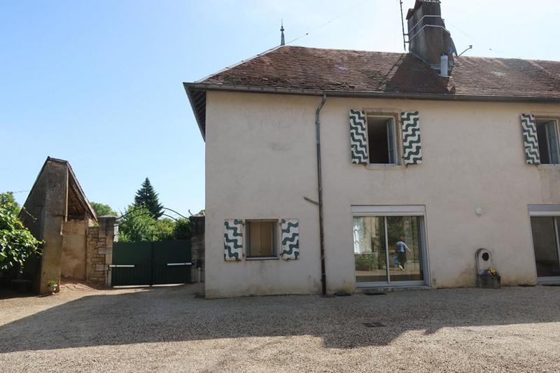 Maison en pierre - 155 m² - 6 pièces