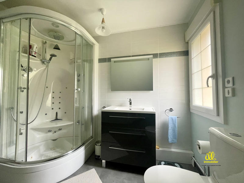 Maison - 156 m² - 7 pièces