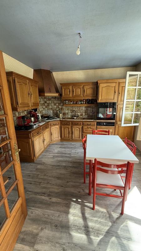 Maison traditionnelle - 120 m² - 6 pièces