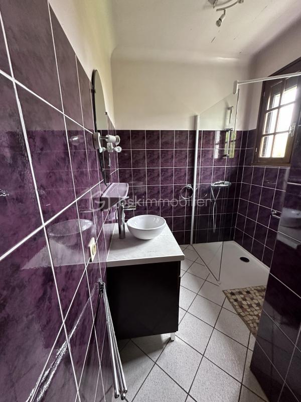 Maison traditionnelle - 150 m² - 5 pièces