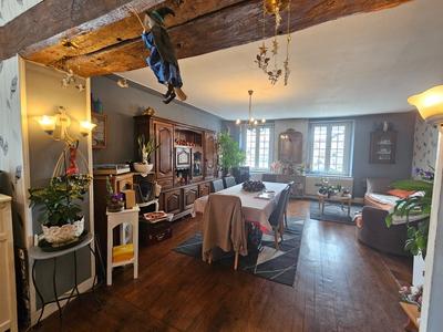 Maison - 128 m² - 4 pièces