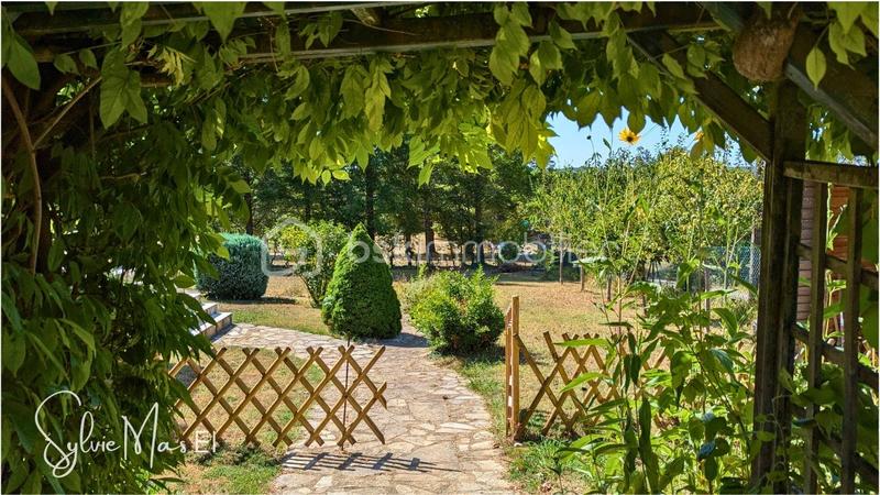 Maison - 190 m² - 6 pièces