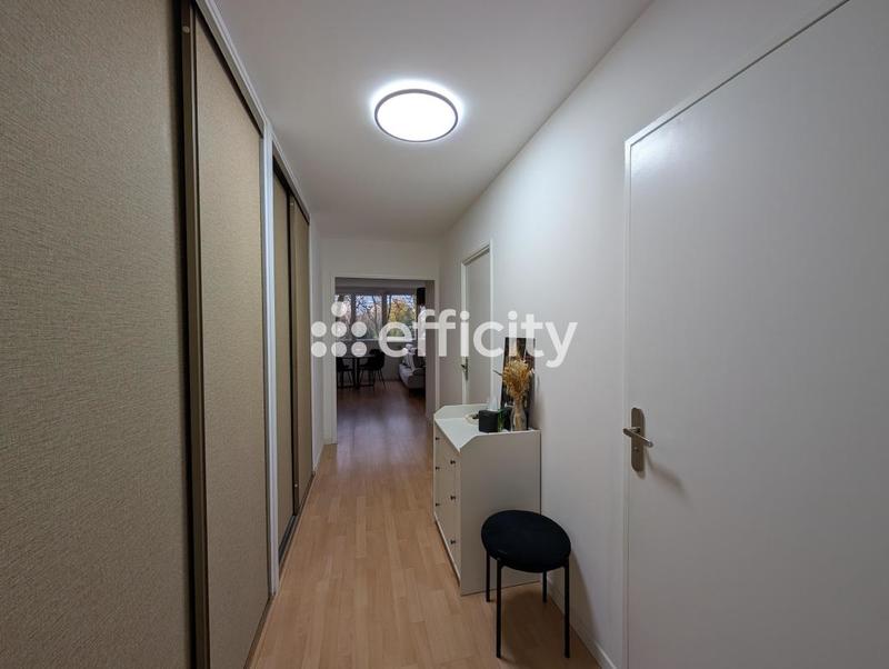 Appartement - 90 m² - 4 pièces