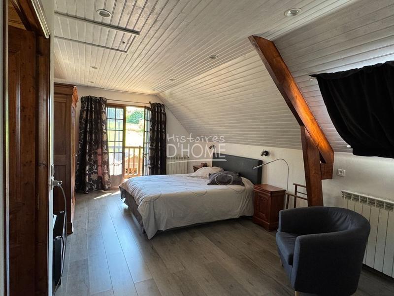 Maison - 190 m² - 9 pièces