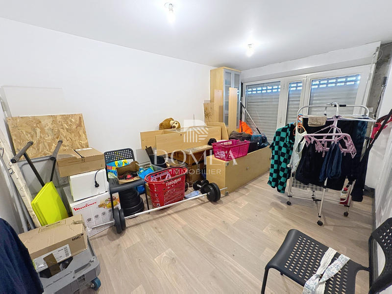 Maison - 82 m² - 5 pièces