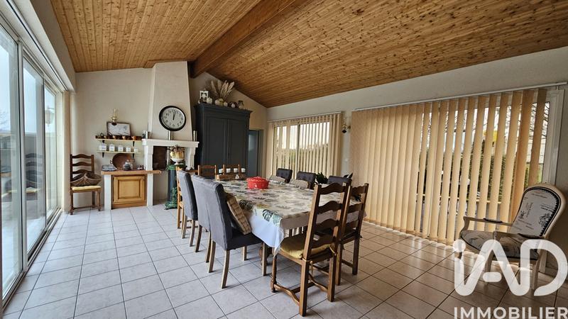 Maison - 275 m² - 6 pièces
