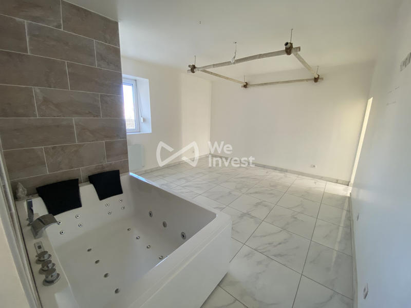 Maison - 140 m² - 6 pièces