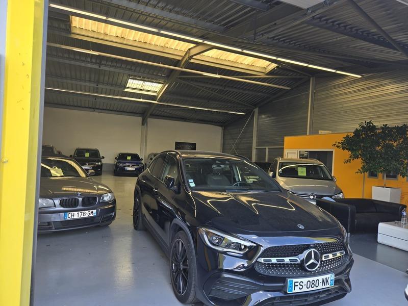 Local commercial - 330 m² - 3 pièces