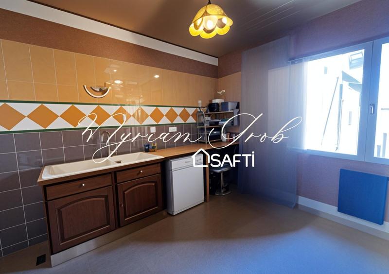 Maison - 137 m² - 6 pièces