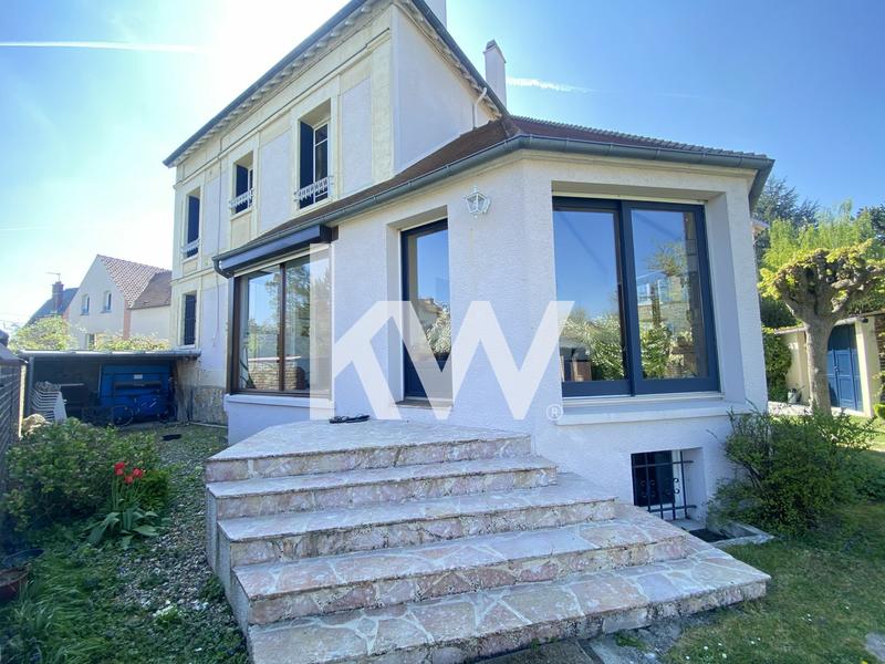 Maison - 191 m² - 7 pièces