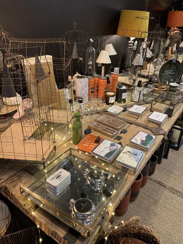 Extravagance Cabinet de curiosité