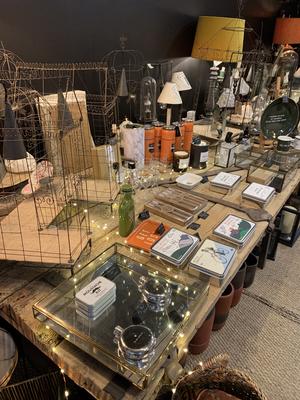 Extravagance Cabinet de curiosité