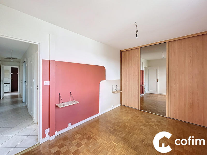 Appartement - 86 m² - 5 pièces
