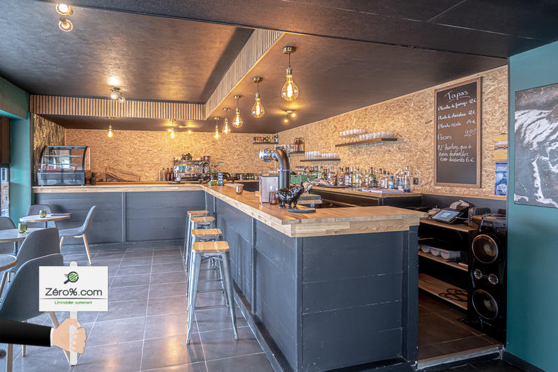 Immeuble - 451 m² - 17 pièces