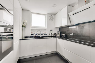 Appartement - 134 m² - 7 pièces