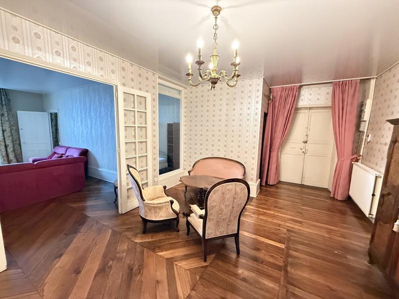 Appartement - 129 m² - 5 pièces