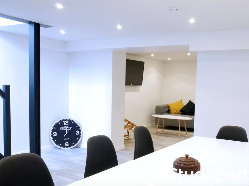 Chambre - 18 m² - 1 pièce