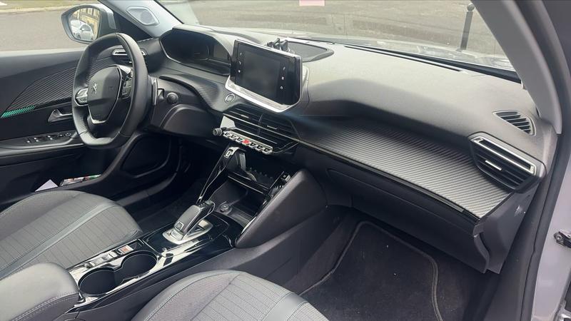 Peugeot 2008 II 1.2 Puretech 130 Eat8 Allure Pack
