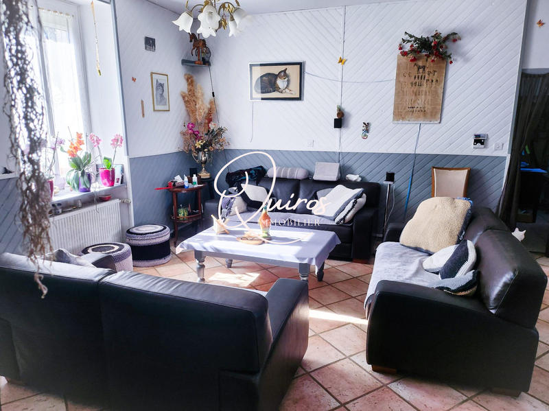 Maison - 300 m² - 10 pièces