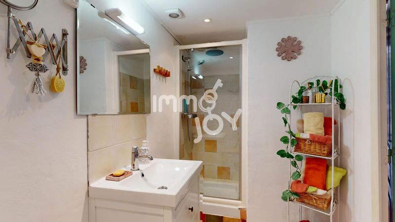 Maison - 84 m² - 3 pièces