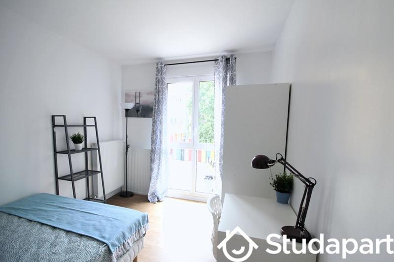 Chambre - 10 m² - 1 pièce