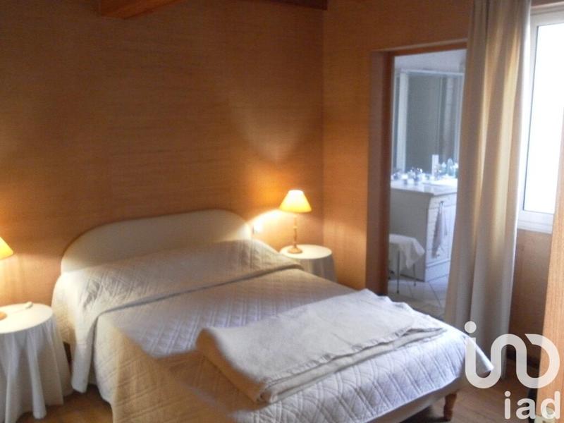 Maison de ville - 240 m² - 10 pièces