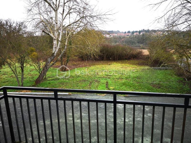 Maison - 183 m² - 8 pièces