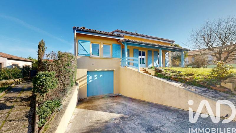 Maison - 220 m² - 7 pièces