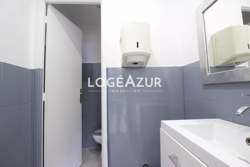 Local commercial - 62 m² - 2 pièces