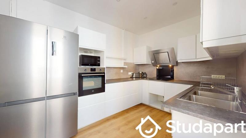 Chambre - 10 m² - 1 pièce