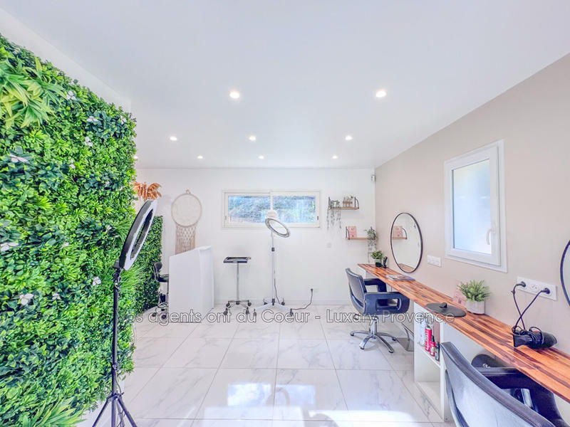 Villa - 140 m² - 5 pièces