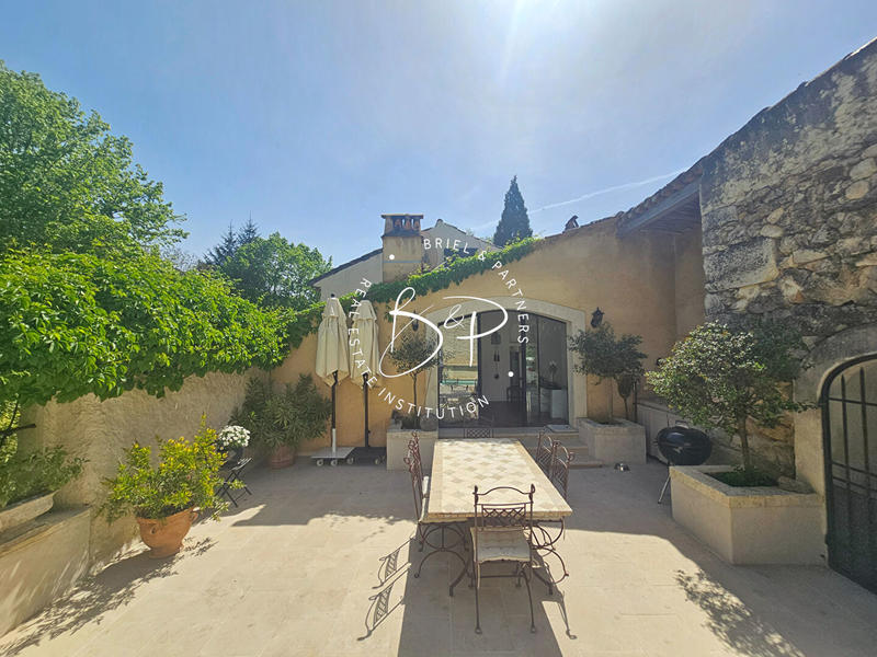 Maison - 187 m² - 4 pièces