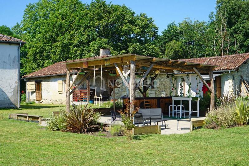 Maison de campagne - 534 m² - 15 pièces