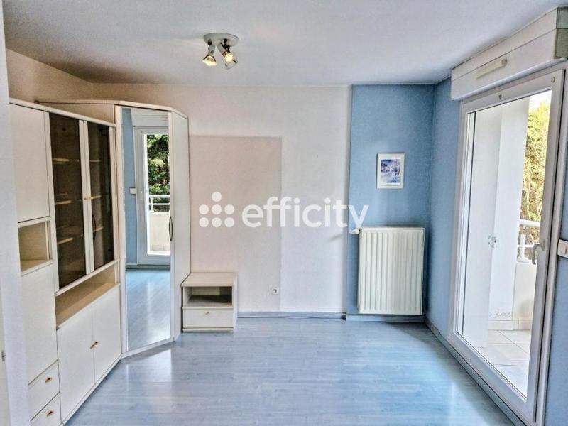Appartement - 99 m² - 3 pièces