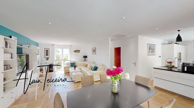 Maison - 142 m² - 5 pièces