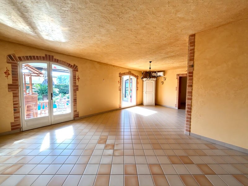 Maison - 160 m² - 6 pièces