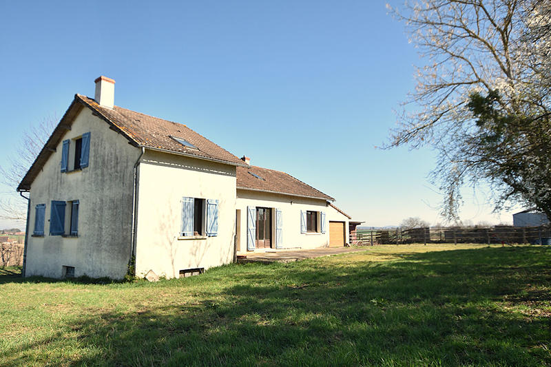 Maison - 148 m² - 8 pièces