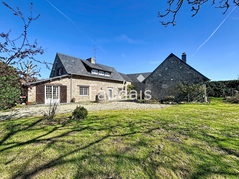 Maison - 94 m² - 5 pièces