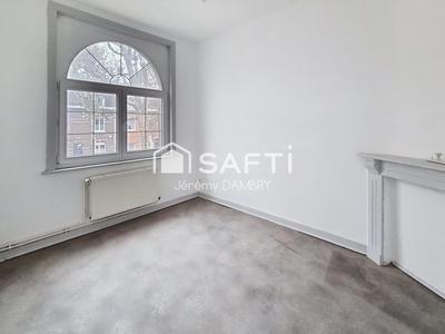 Maison de ville - 92 m² - 6 pièces