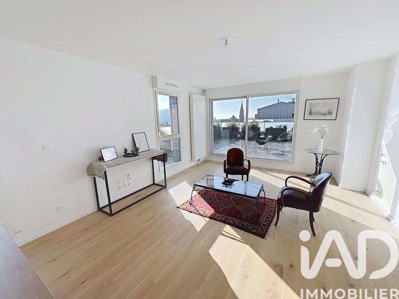 Appartement - 83 m² - 4 pièces