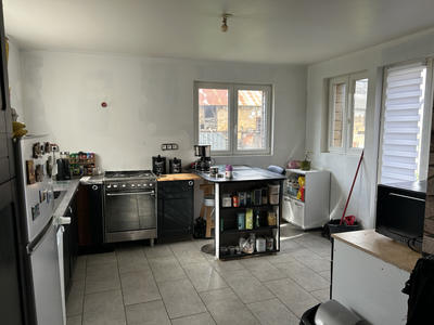 Maison - 113 m² - 6 pièces