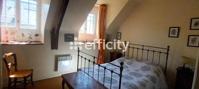 Maison - 428 m² - 13 pièces