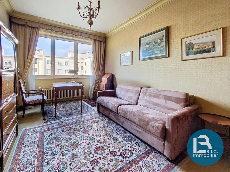 Appartement - 145 m² - 5 pièces