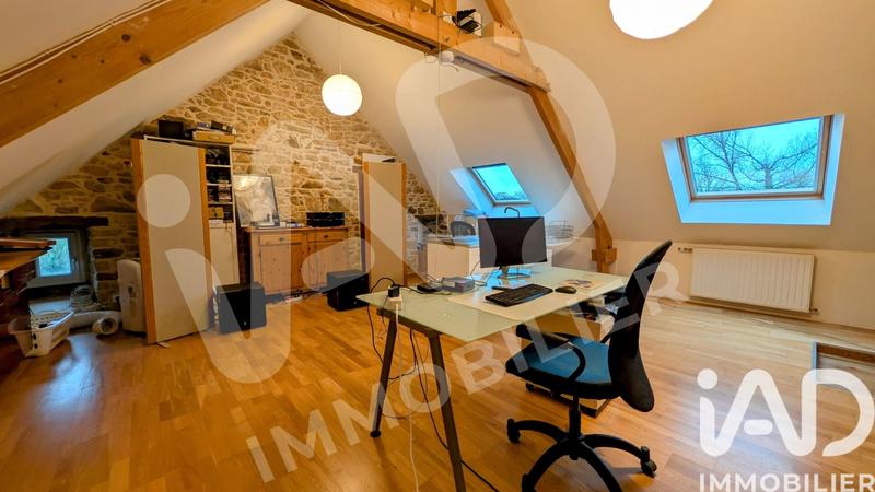 Maison - 345 m² - 11 pièces