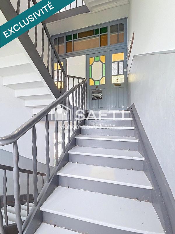 Maison - 310 m² - 12 pièces