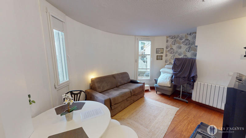 Appartement - 100 m² - 5 pièces