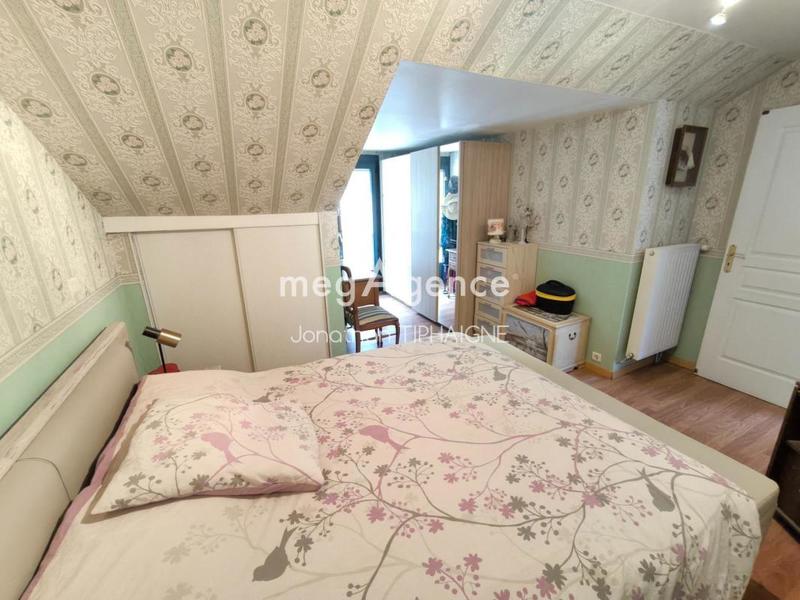 Maison - 137 m² - 6 pièces