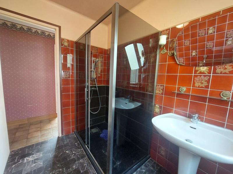 Maison - 121 m² - 6 pièces