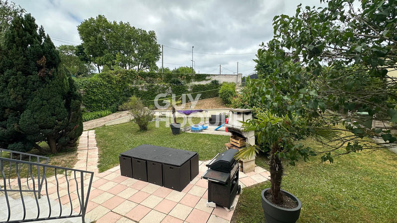 Maison - 156 m² - 8 pièces